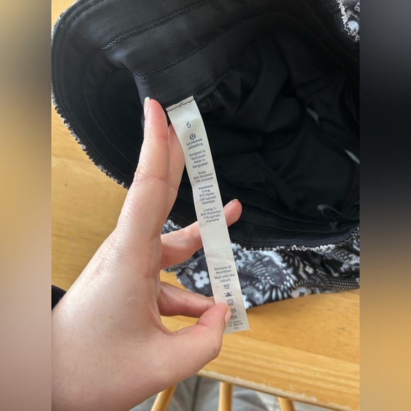 Lululemon Tracker Short *SW - Picture 8 of 11